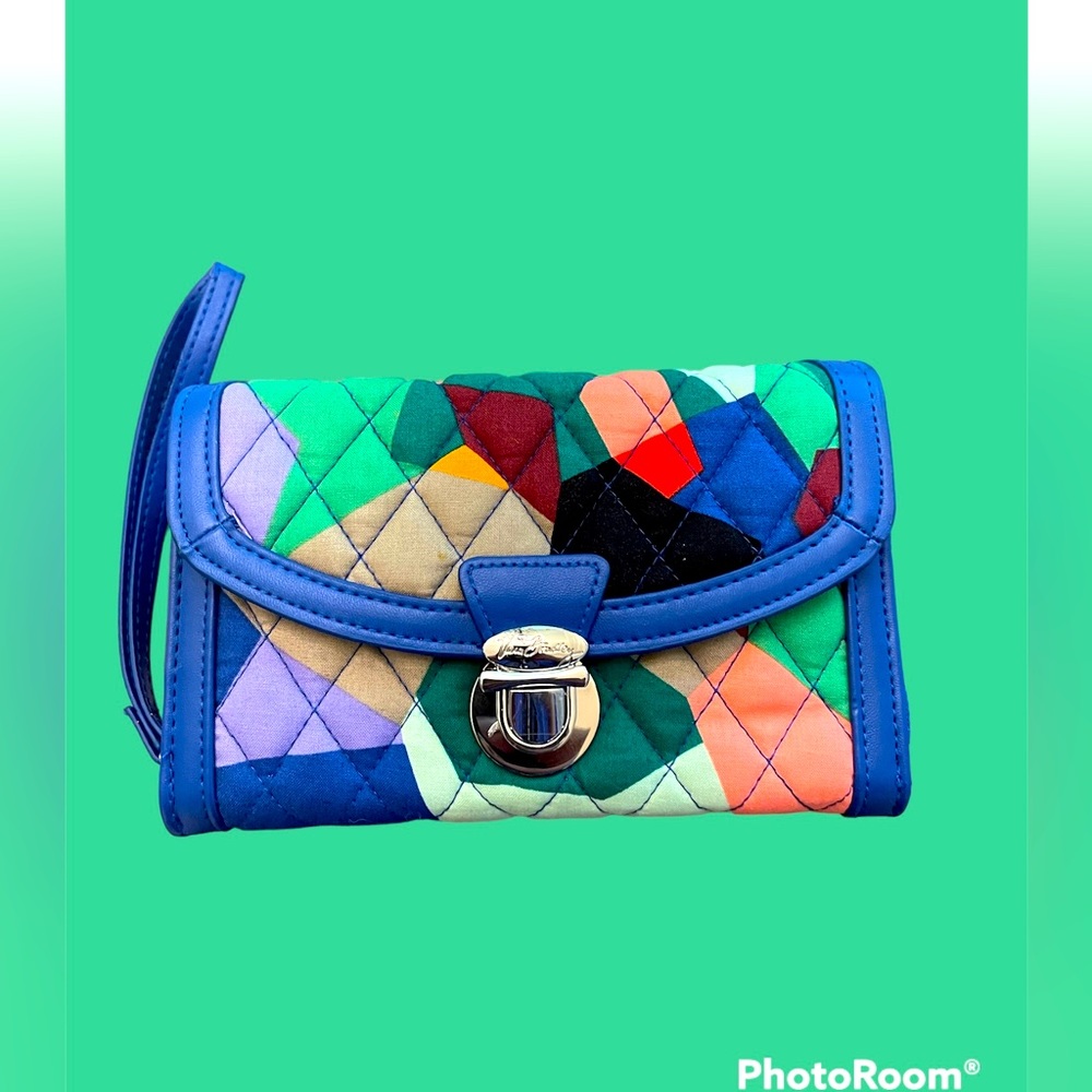 Vera Bradely Wallet / Wristlet